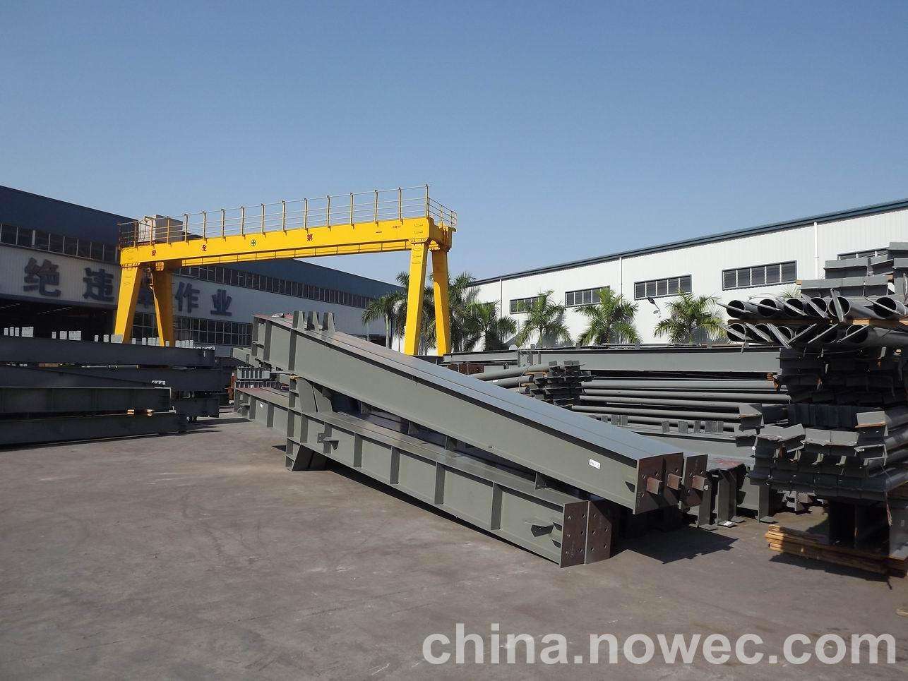 穆棱网架工程中的分条(分块)吊装法